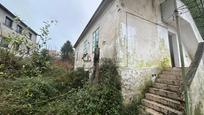Vista exterior de Casa o xalet en venda en Pontevedra Capital  amb Jardí privat