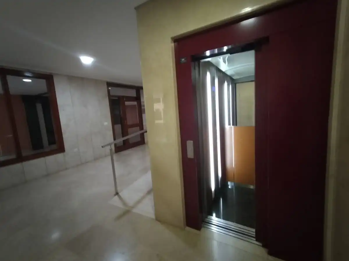Piso en venta en Castellón de la Plana / Castelló de la Plana con Calefacción, Terraza y Trastero