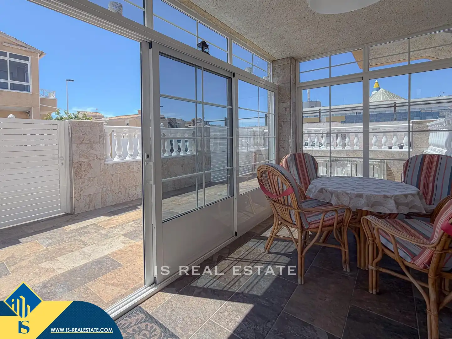 Terraza de Casa o chalet en venta en Torrevieja con Terraza, Amueblado y Piscina comunitaria