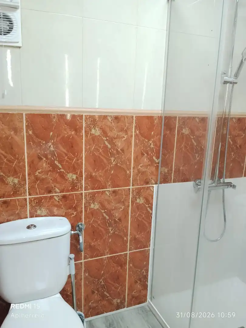 Bathroom of Flat for rent in Alicante / Alacant  with Air Conditioner and Furnished