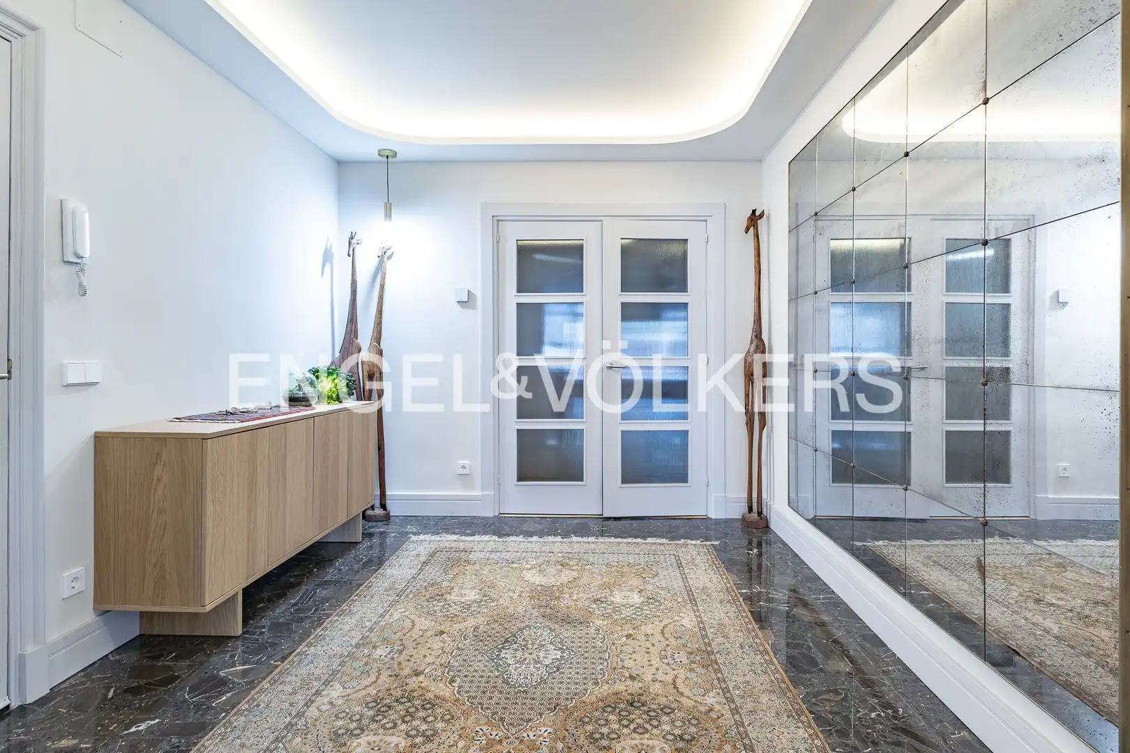 Flat for sale in Barcelona  with Air Conditioner, Heating and Parquet flooring