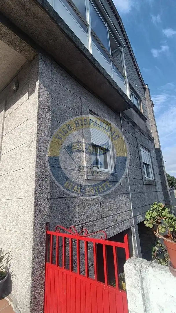 Vista exterior de Casa o chalet en venta en Vigo  con Calefacción y Amueblado
