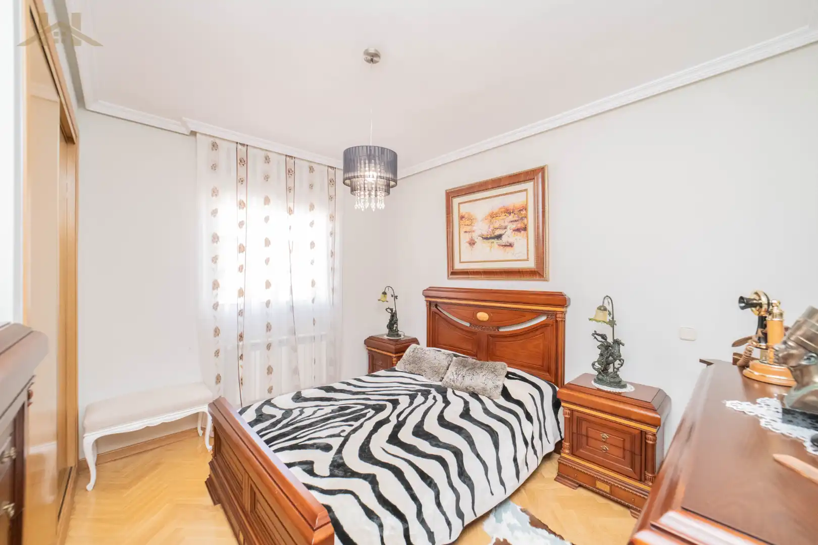 Bedroom of Detached homes for sale in Móstoles  with Air Conditioner, Heating and Private garden