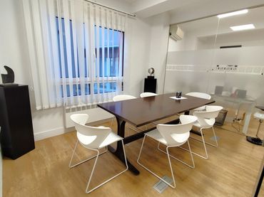 Office space with lift for sale in Centro