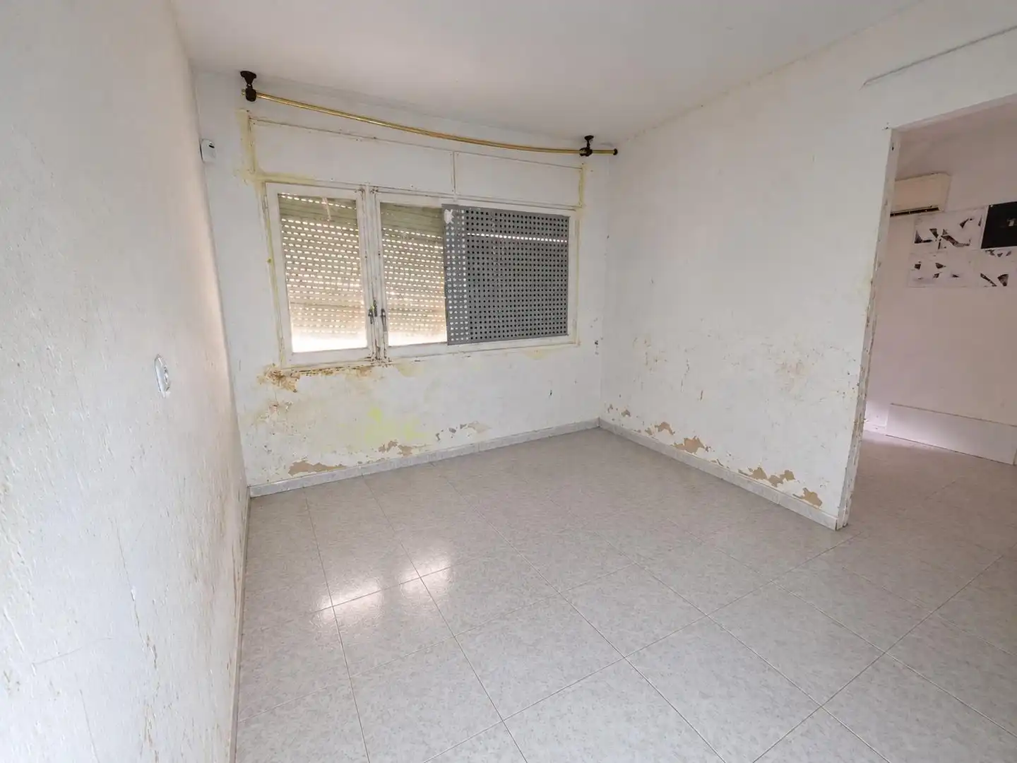 Bedroom of Flat for sale in Llevant