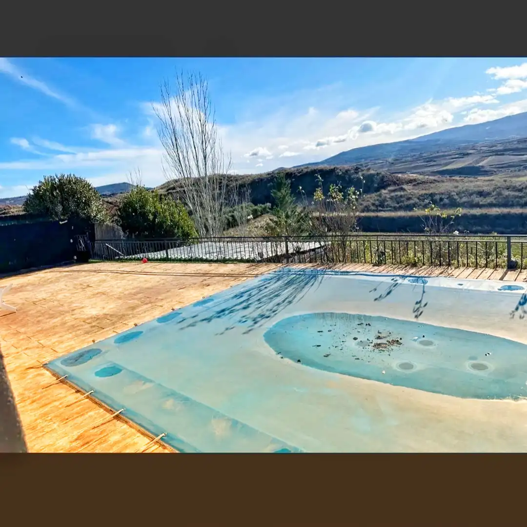 Piscina de Casa o xalet en venda en Huércanos amb Aire condicionat, Calefacció i Terrassa