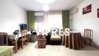Sala d'estar de Pis en venda en Cáceres Capital amb Aire condicionat, Calefacció i Terrassa