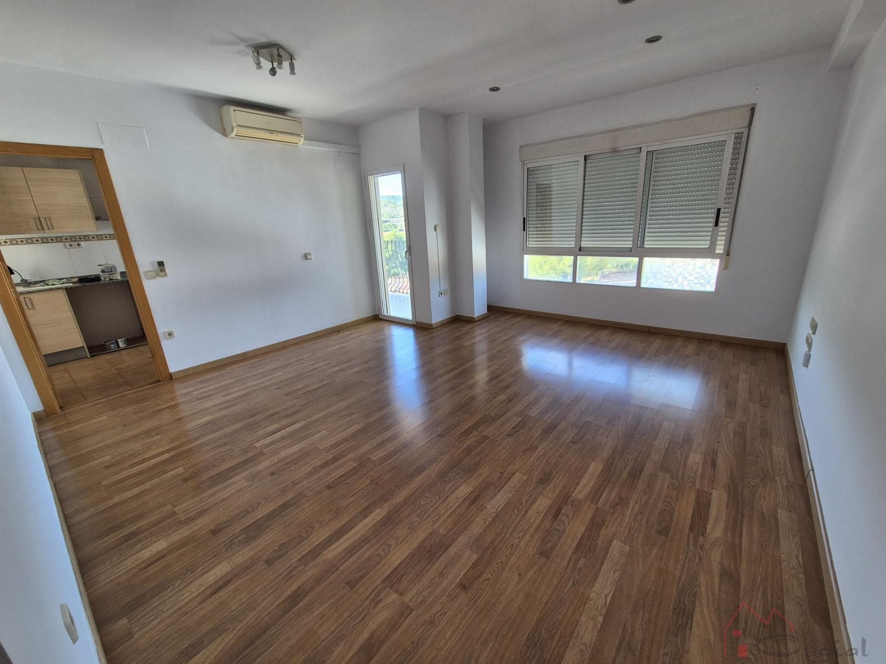 Living room of Flat for sale in Vilamarxant  with Parquet flooring and Balcony