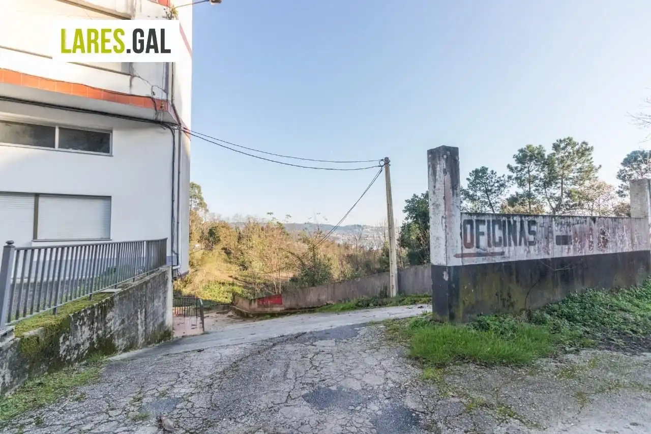 Außenansicht von Fabrikhallen zur Miete in Moaña