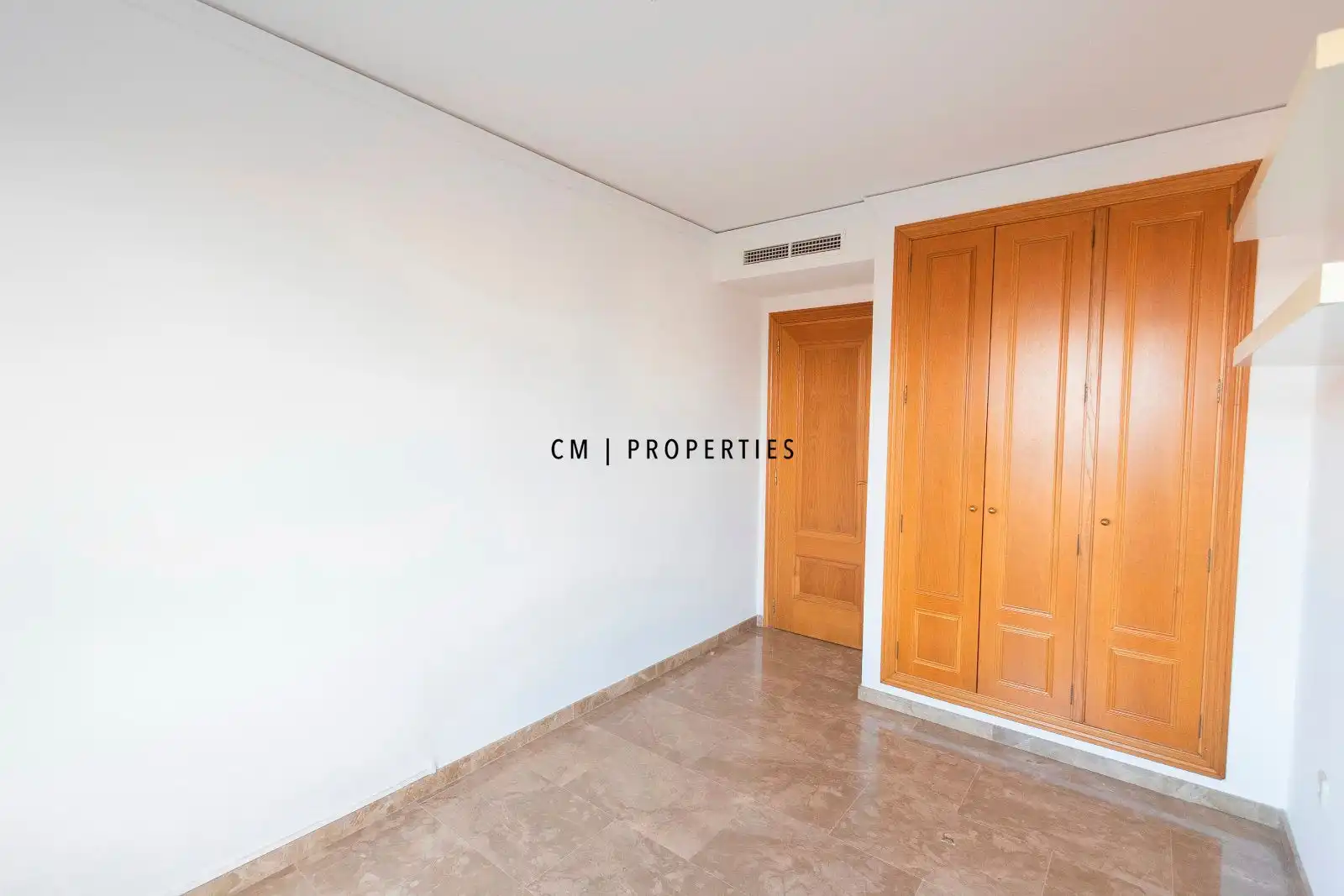 Habitación de Piso en venta en Valencia con Aire acondicionado, Calefacción y Terraza