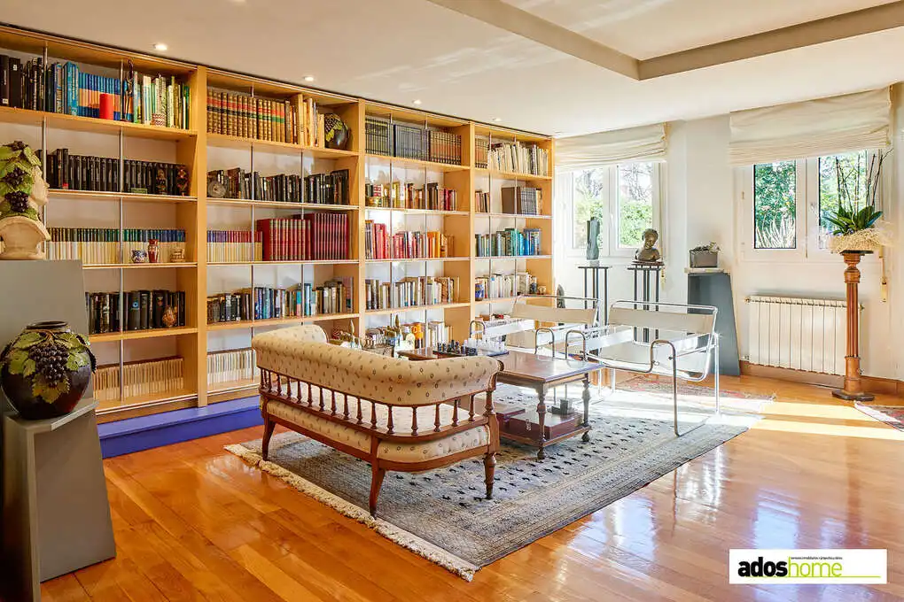 Sala de estar de Casa adosada en venta en Zarautz con Calefacción