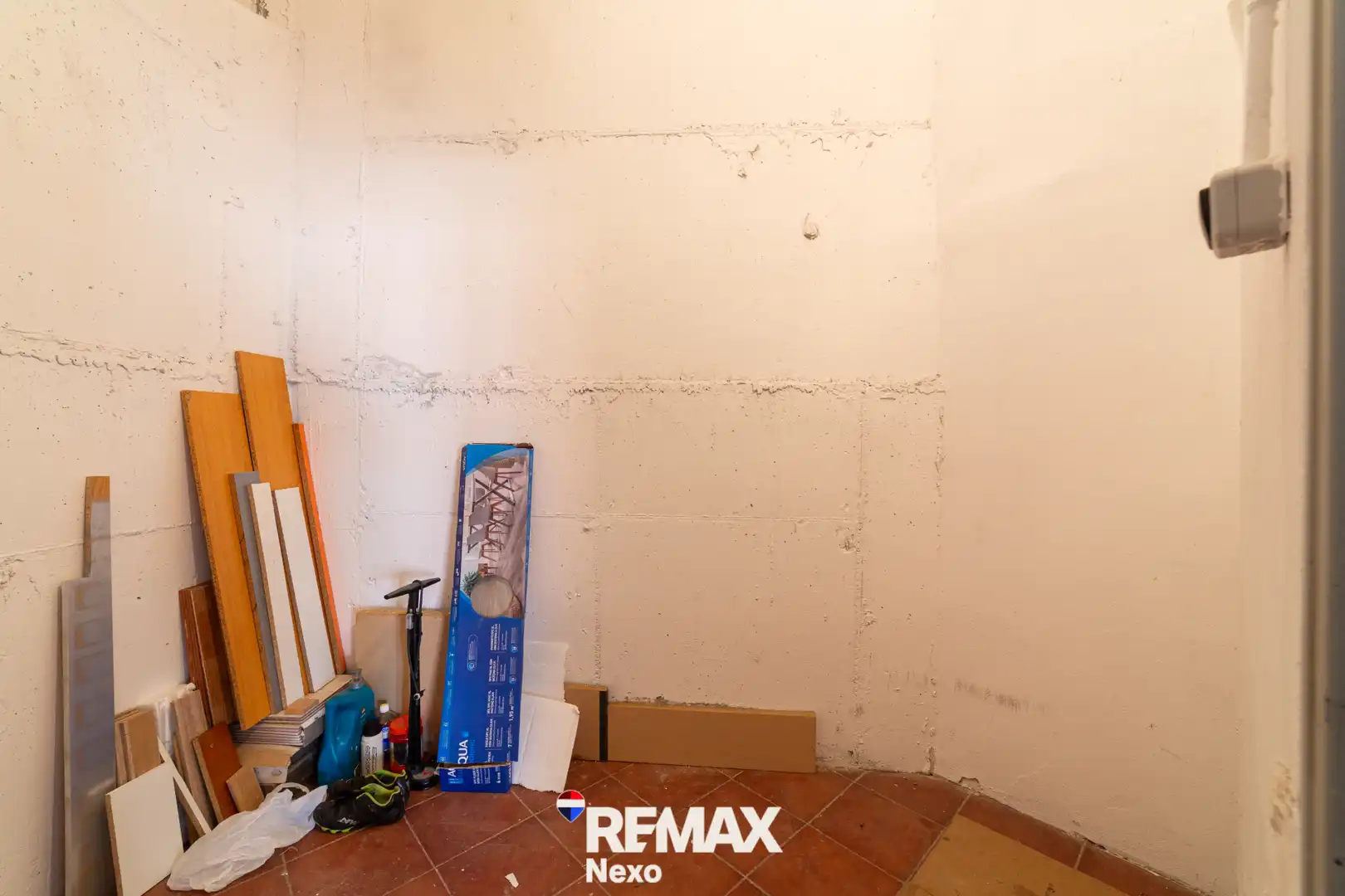 Flat for sale in Cabezón de Pisuerga  with Air Conditioner, Heating and Storage room
