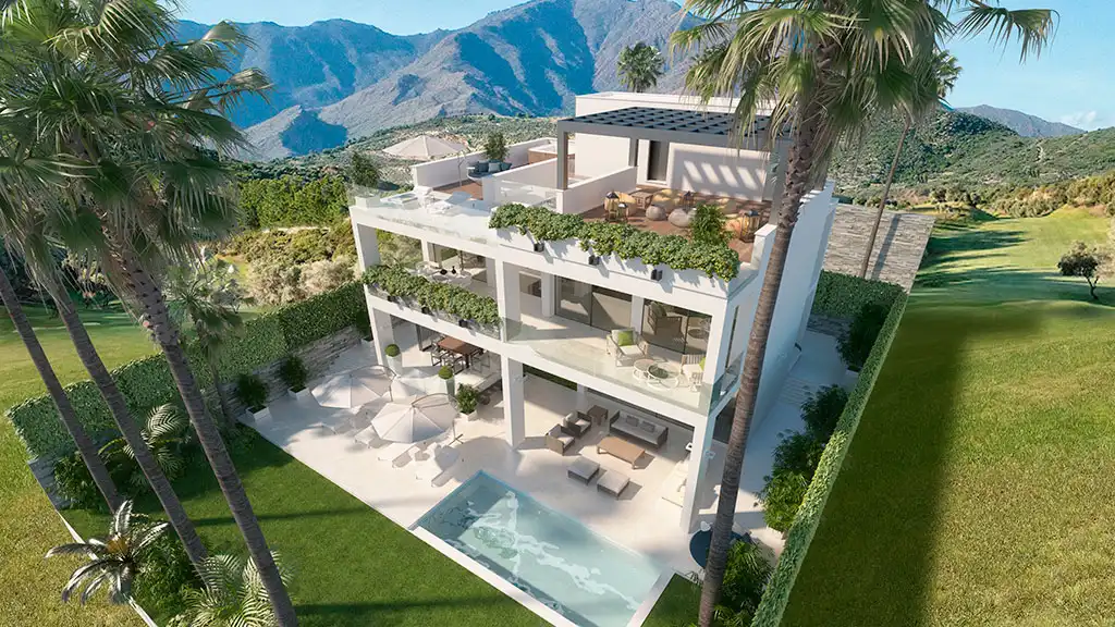Chalet con piscina en venta en Estepona Pueblo, imagen 2