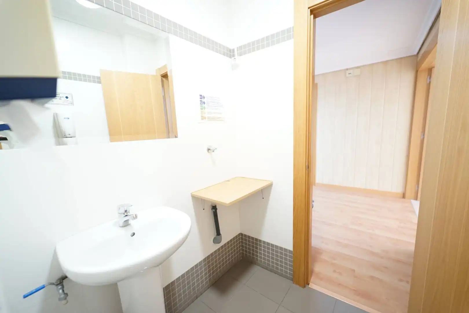 Baño de Oficina en venta en Santander con Aire acondicionado, Calefacción y Trastero