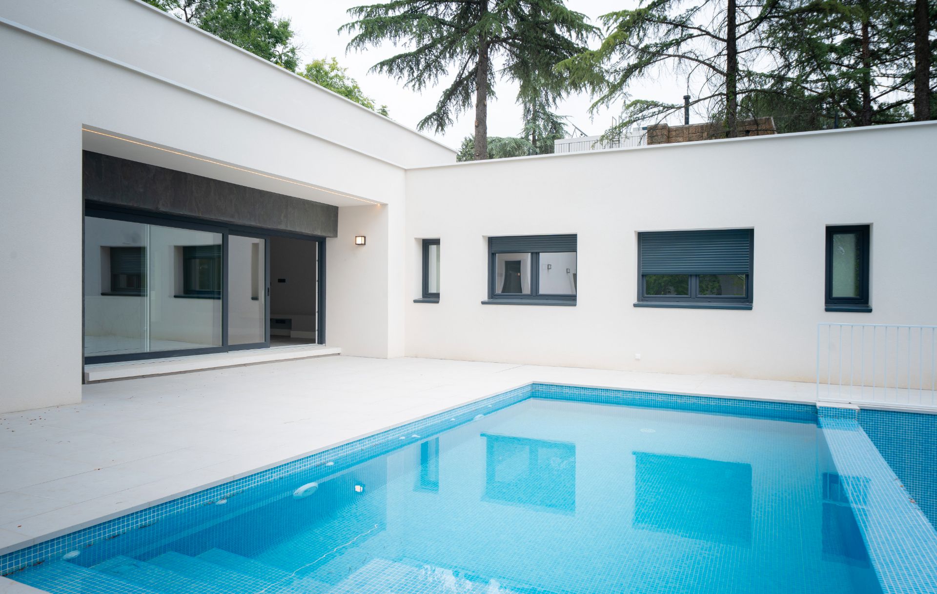 Piscina de Casa o xalet en venda en Torrelodones amb Aire condicionat, Calefacció i Jardí privat