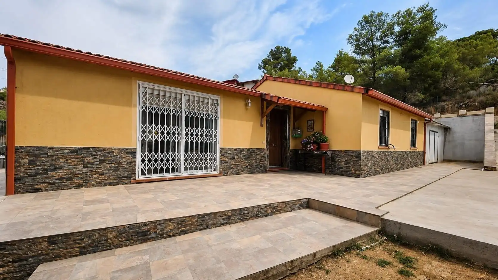 Vista exterior de Casa o chalet en venta en Riudecanyes con Calefacción, Jardín privado y Terraza