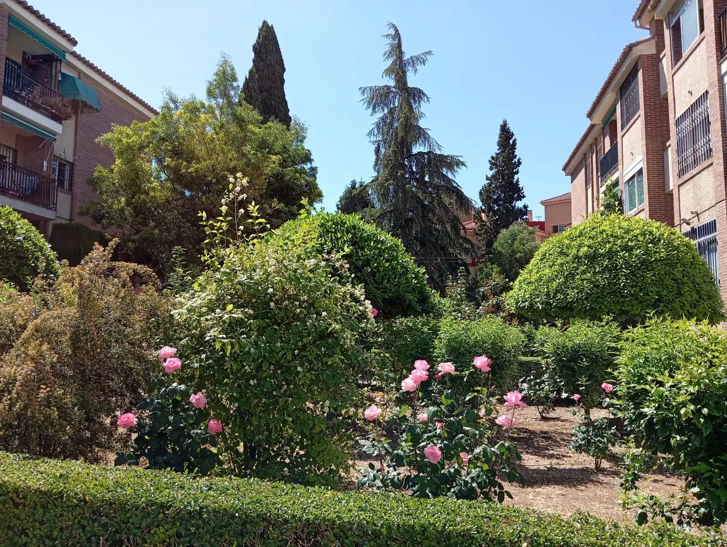 Garten von Wohnung zum Verkauf in Granada mit Klimaanlage, Privatgarten und Terrasse