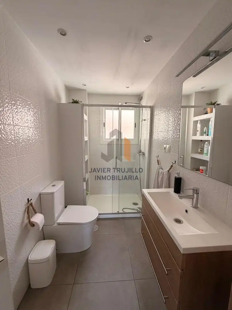 Badezimmer von Dachboden zum Verkauf in Vélez-Málaga mit Terrasse und Schwimmbad