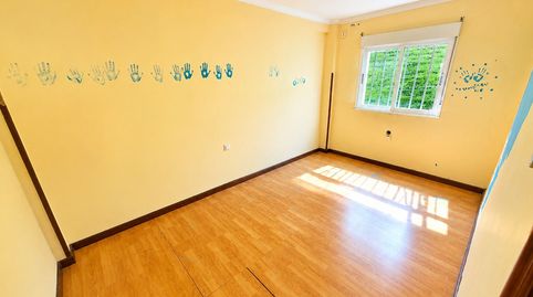Foto 3 de Piso en venta en Villalegre - La Luz, Avilés