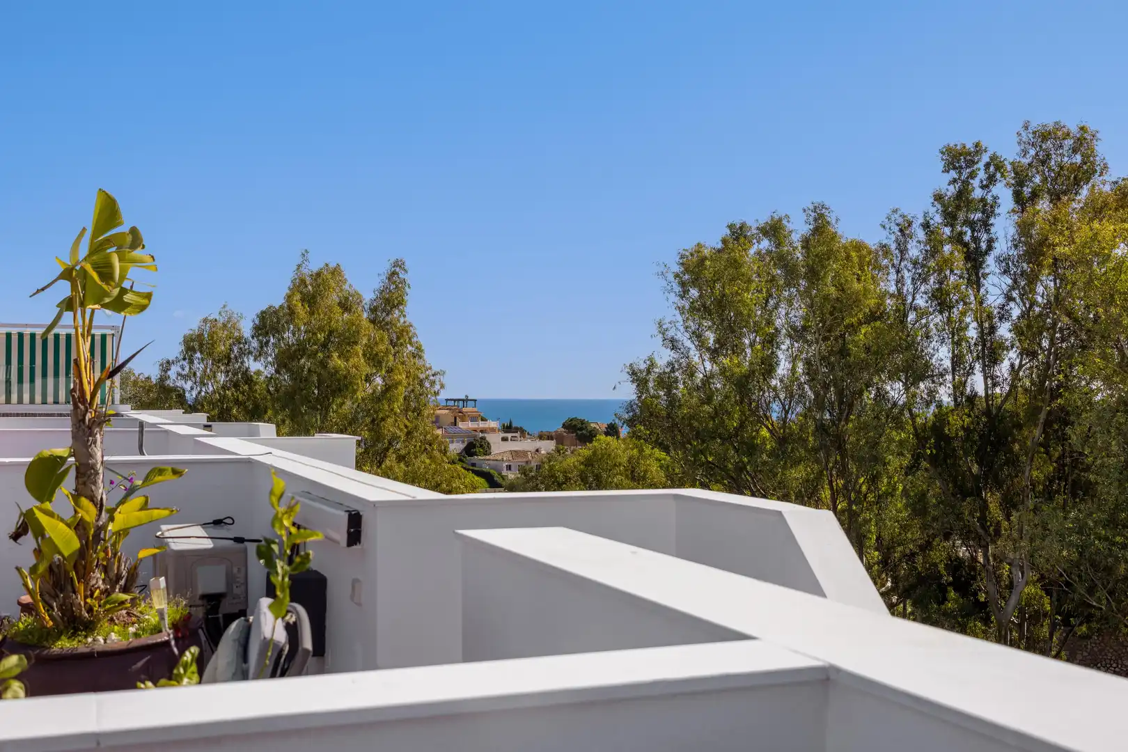 Terrasse von Dachboden zum Verkauf in Mijas mit Privatgarten