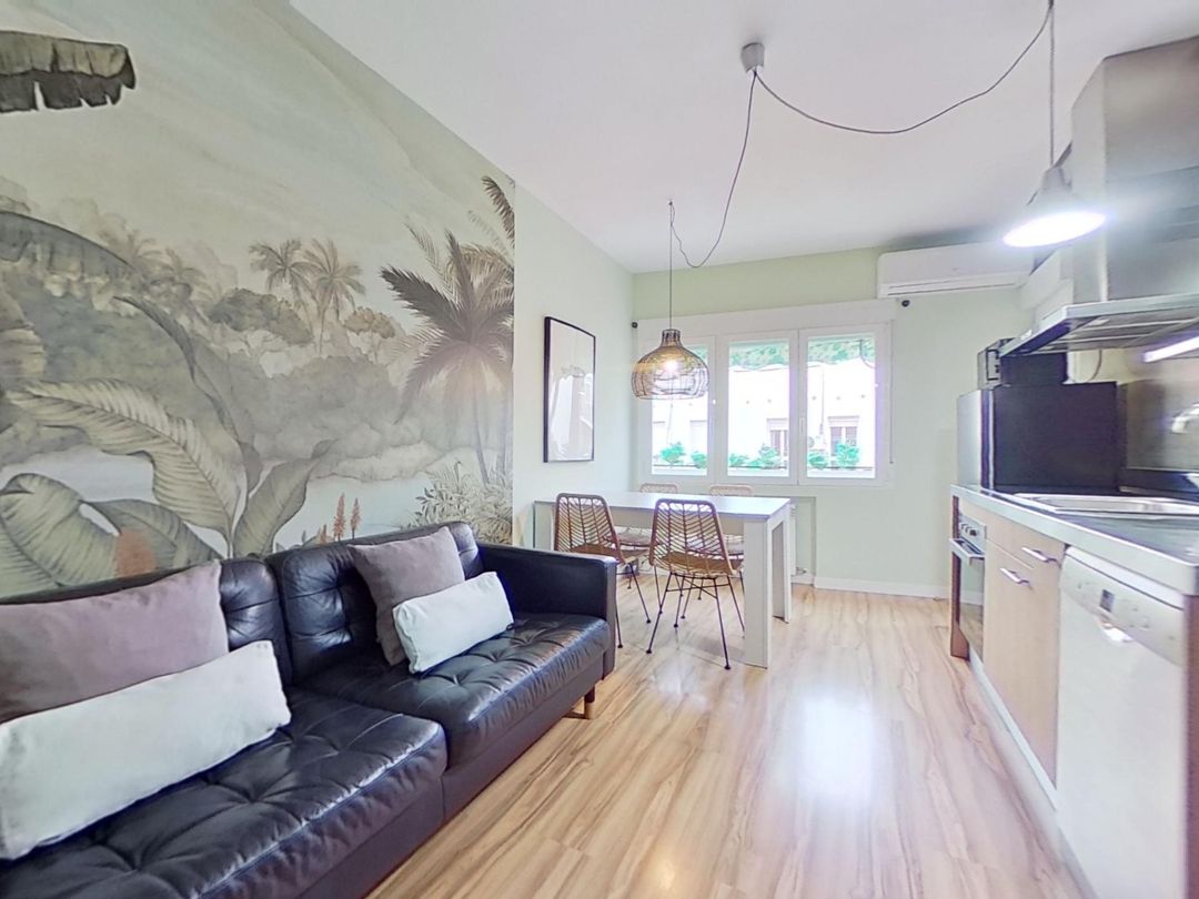 Living room of Apartment for rent in  Madrid Capital  with Air Conditioner and Terrace