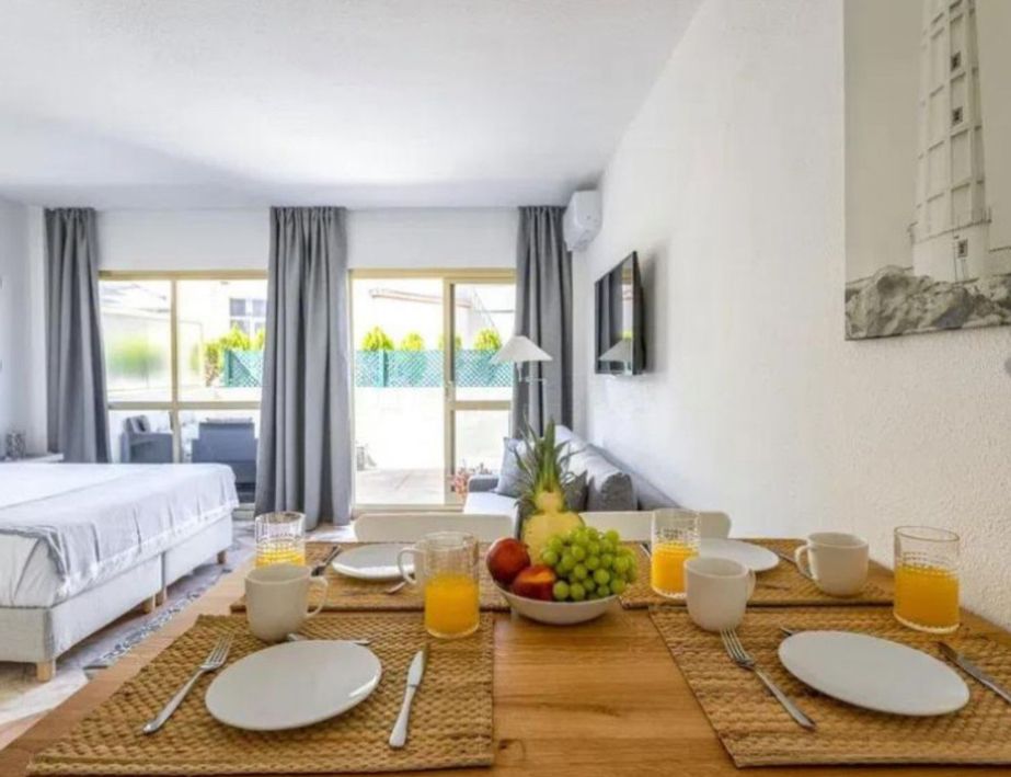 Dining room of Flat for sale in Marbella  with Terrace, Furnished and Oven