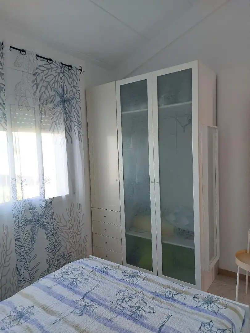Schlafzimmer von Einfamilien-Reihenhaus zum Verkauf in L'Estartit mit Klimaanlage, Heizung und Terrasse