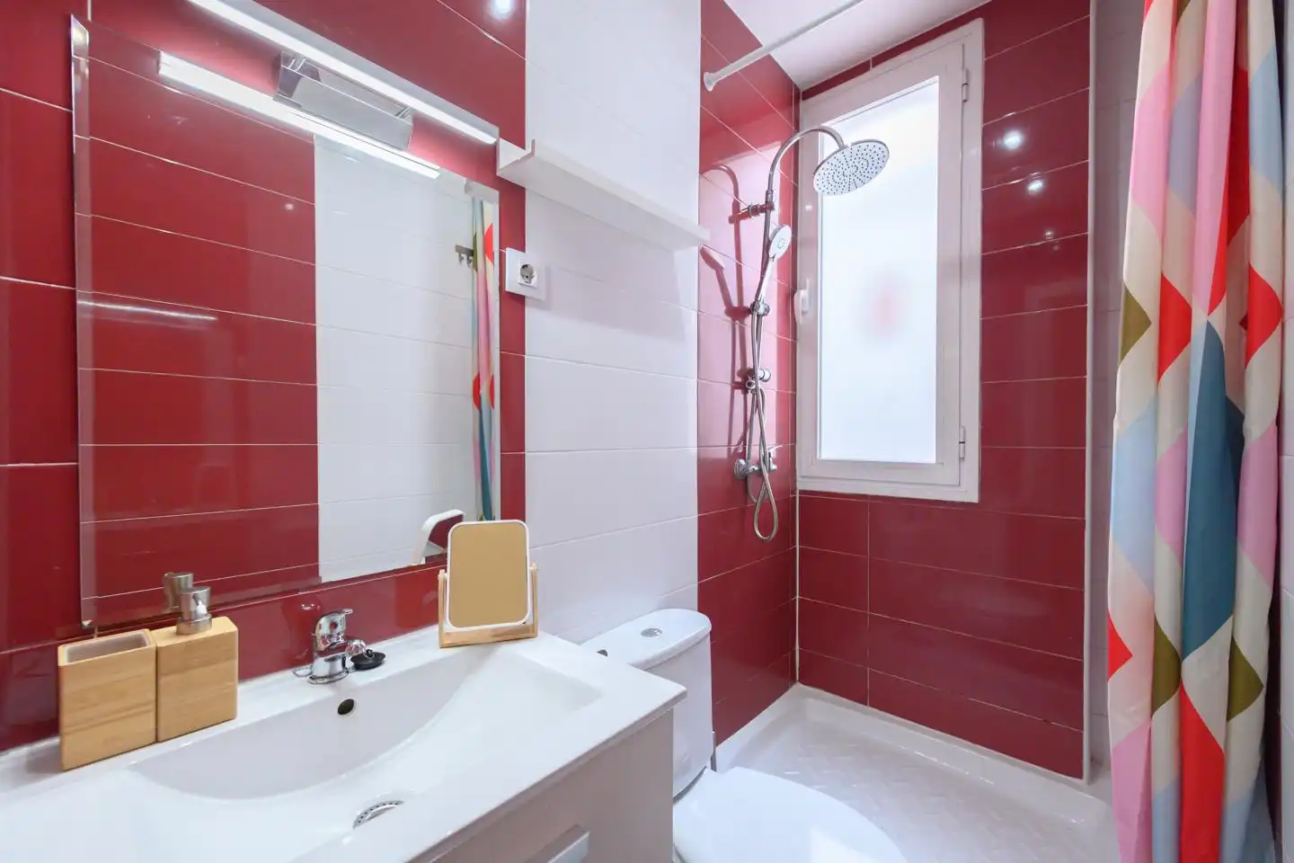 Baño de Piso de alquiler en Madrid con Aire acondicionado, Calefacción y Amueblado