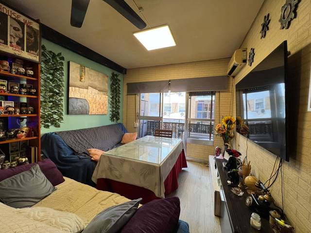 Piso en Venta en Avenida VIÑUELA en Viñuela - Rescatado