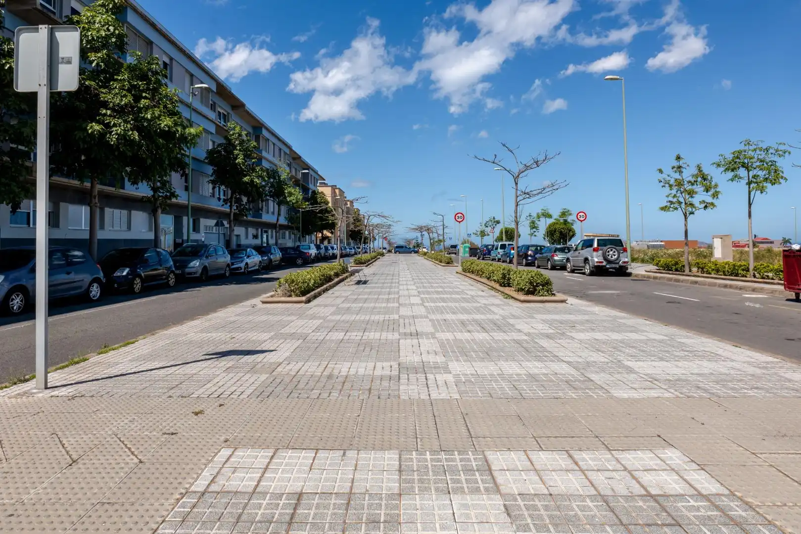 Vista exterior de Piso en venta en Las Palmas de Gran Canaria con Trastero
