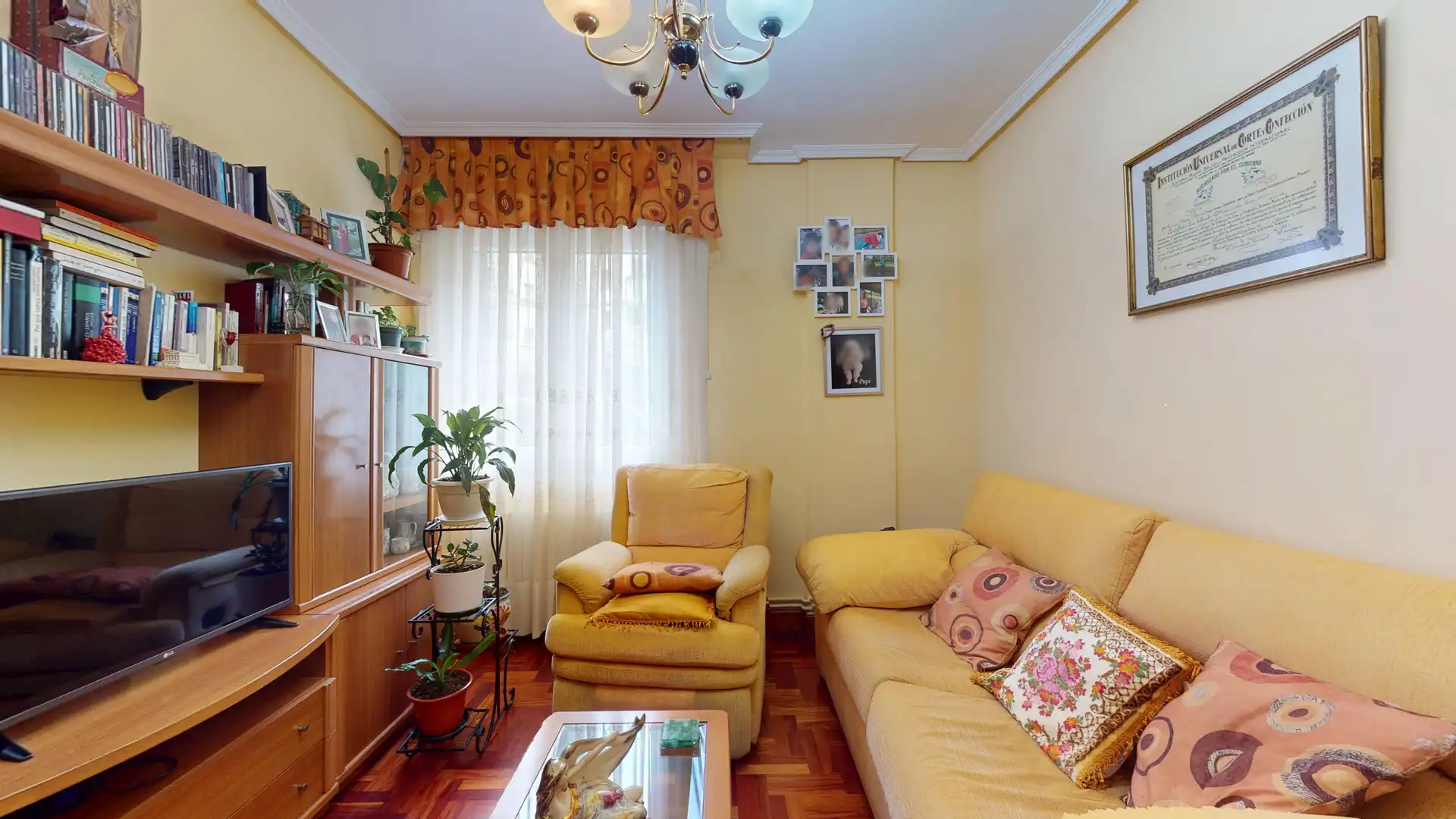Sala d'estar de Planta baixa en venda en Bilbao 