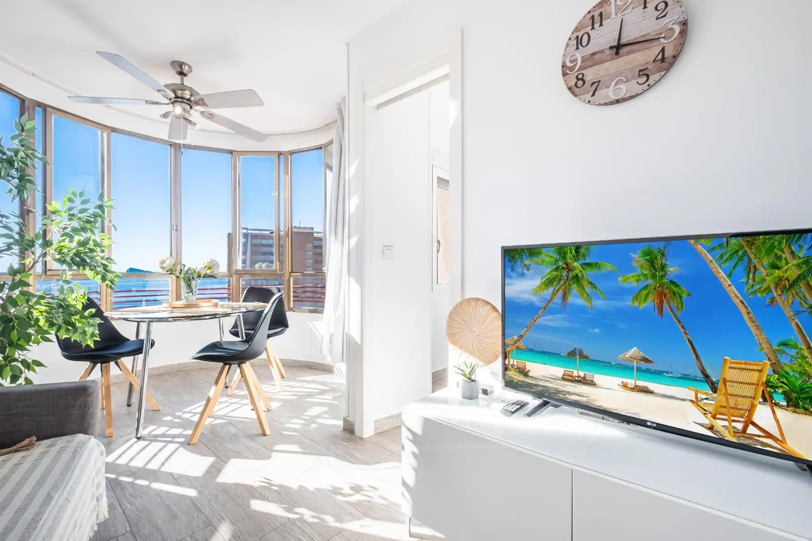 Wohnzimmer von Wohnungen zum Verkauf in Benidorm mit Klimaanlage, Heizung und Möbliert