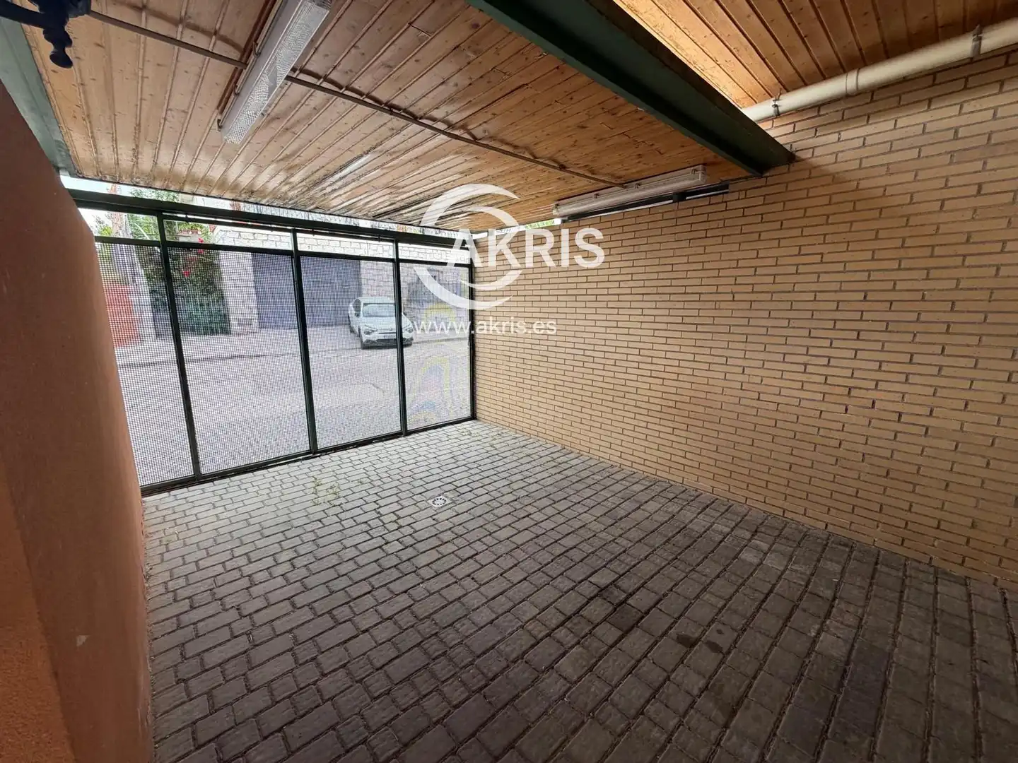 Einfamilien-Reihenhaus zum Verkauf in Casarrubios del Monte mit Klimaanlage, Heizung und Terrasse
