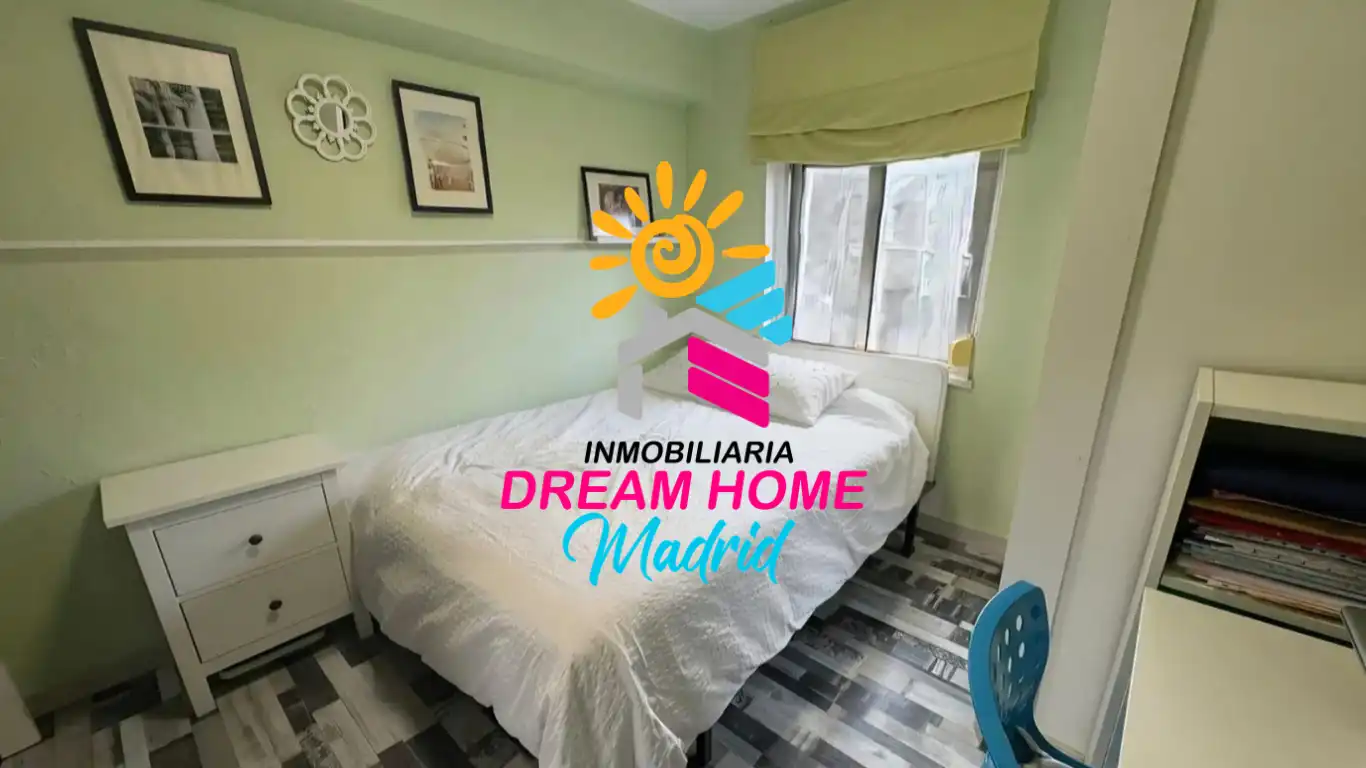 Habitación de Piso en venta en Madrid con Aire acondicionado y Calefacción