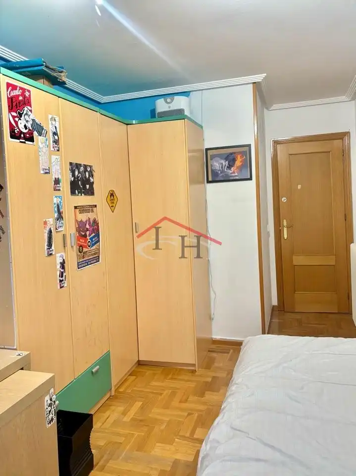 Schlafzimmer von Wohnung zum Verkauf in San Andrés del Rabanedo mit Heizung, Parkett und Abstellraum