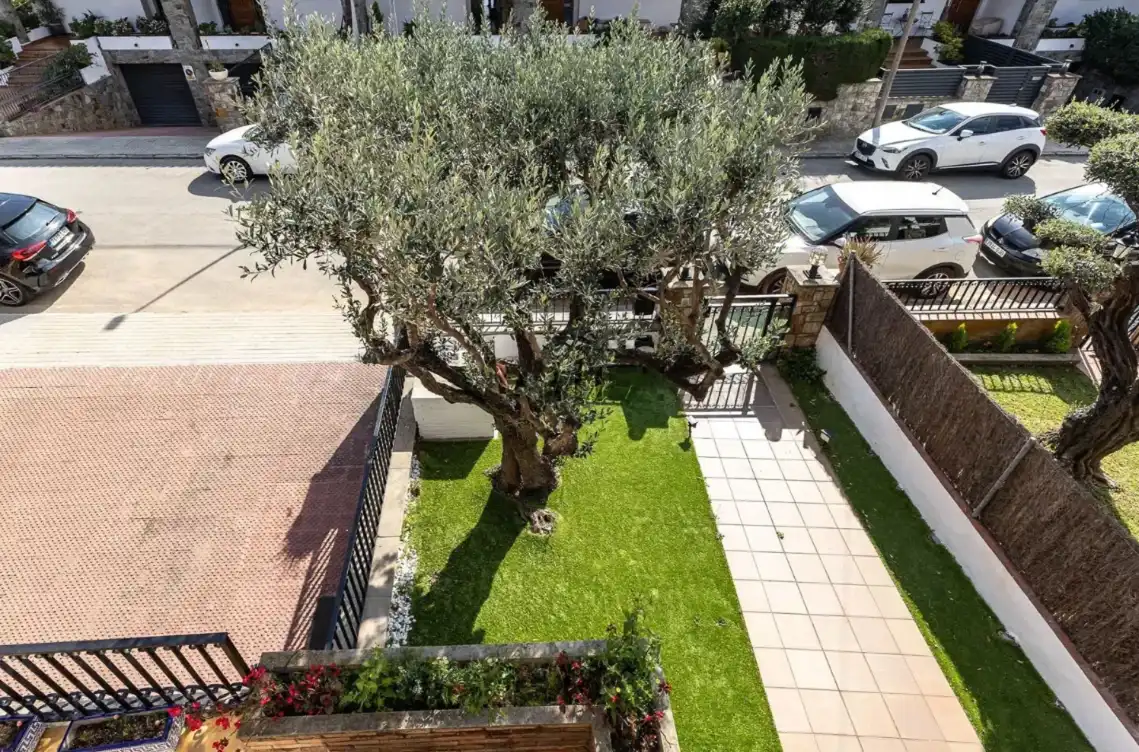 Maison avec jardin à vendre à Carrer Mestre Amadeu Vives, imagen 12