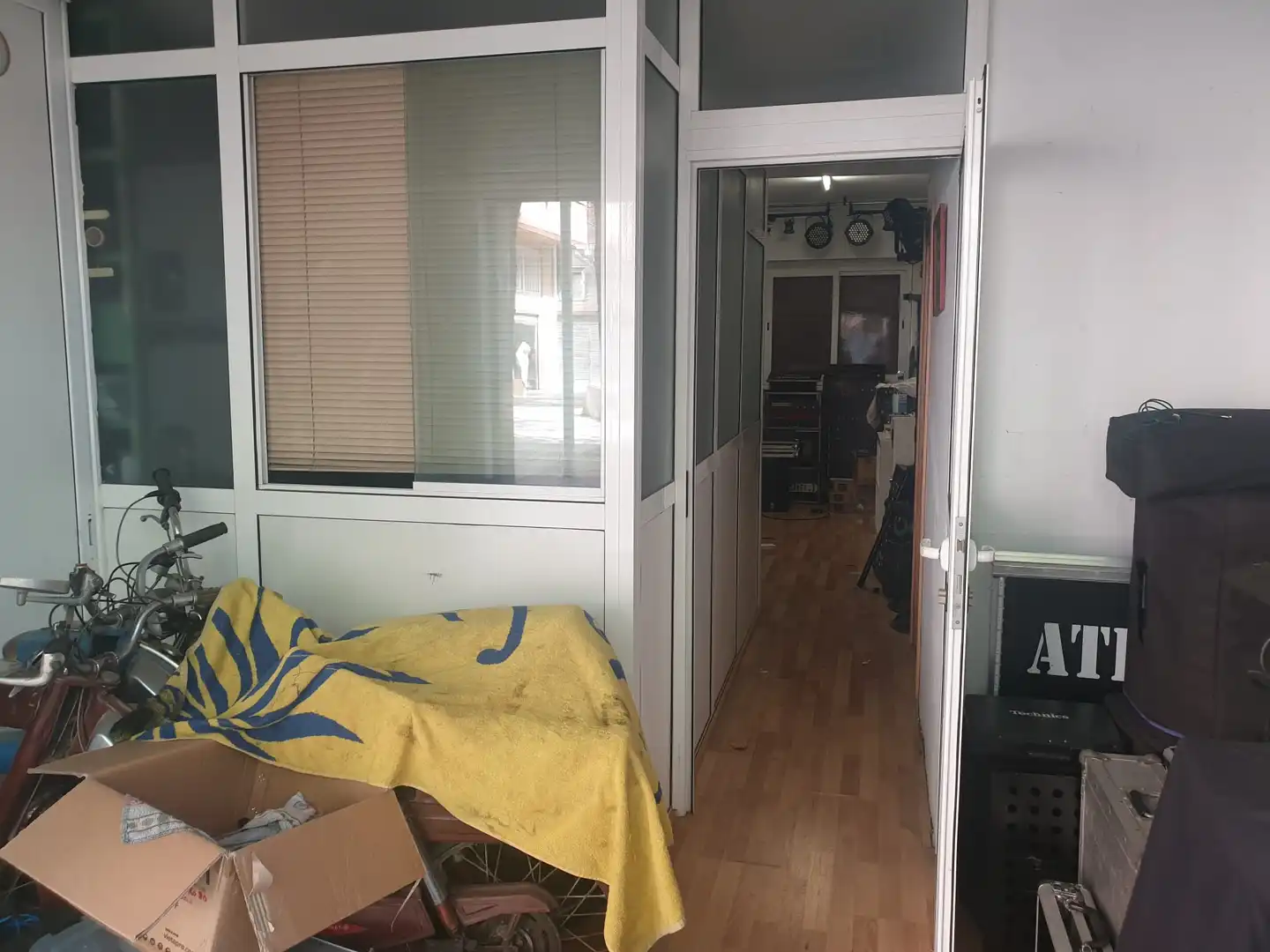 Local en venta en Sant Boi de Llobregat
