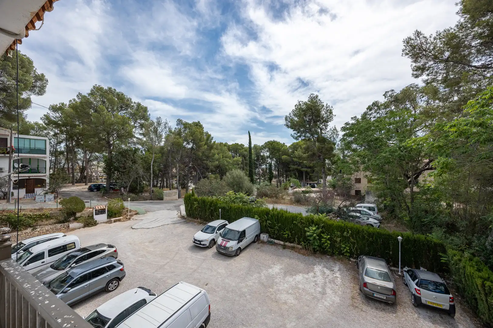 Aparcament de Apartament en venda en La Nucia amb Traster i Moblat