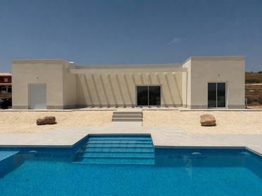 House for sale in N/A