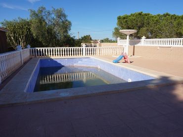 Xalet amb piscina en venda a Perleta - Maitino