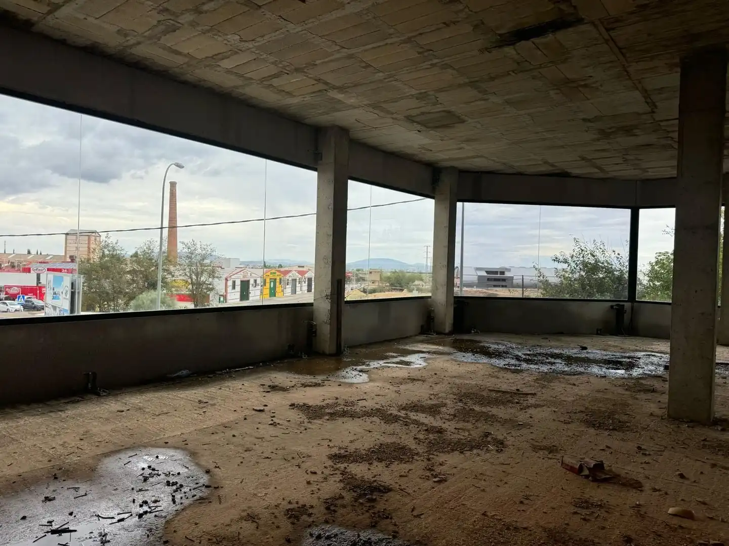 Local comercial en alquiler en Zona de la Vega, imagen 4