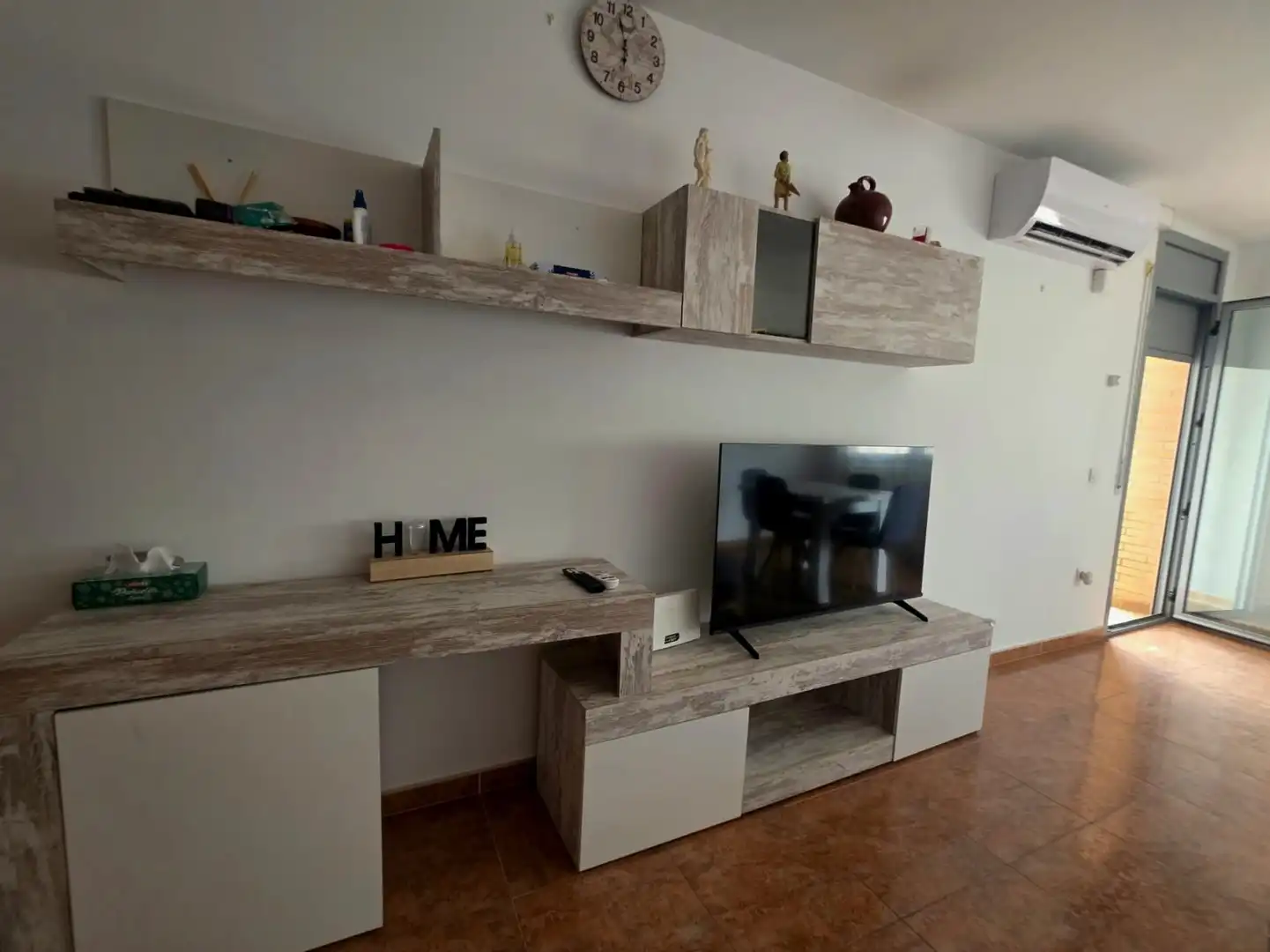 Living room of Flat for sale in Deltebre  with Air Conditioner and Furnished
