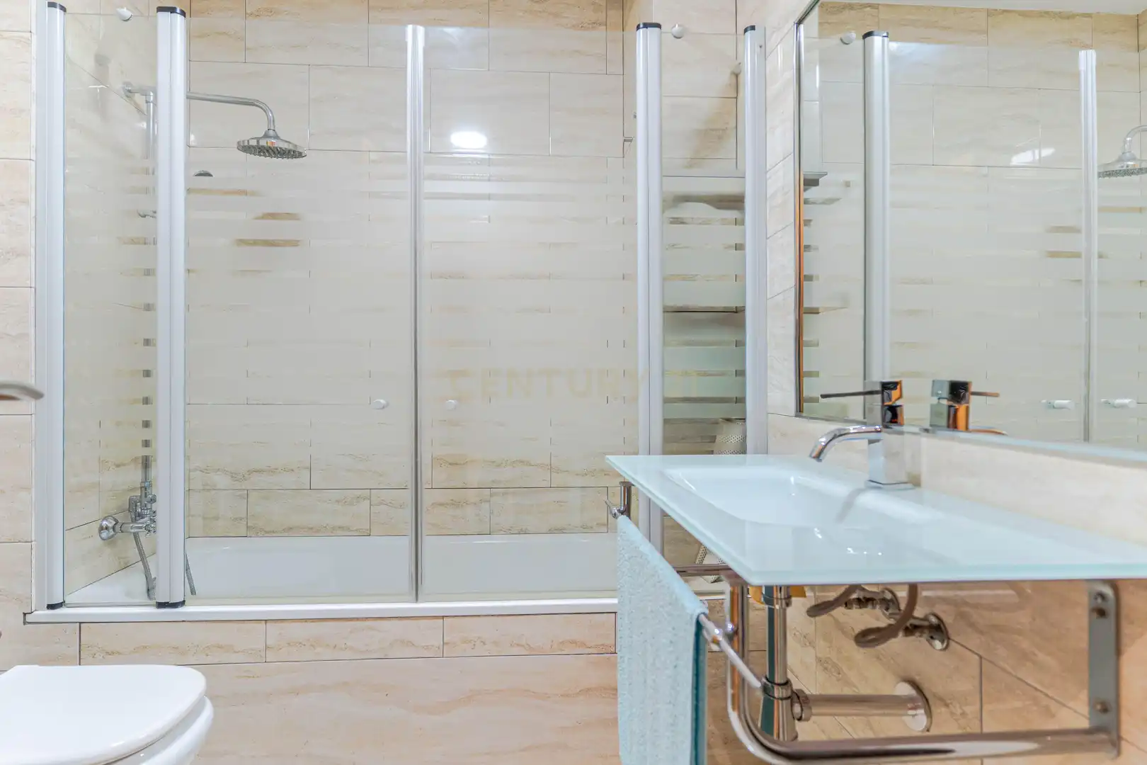 Bany de Apartament en venda en Salobreña amb Aire condicionat, Traster i Forn
