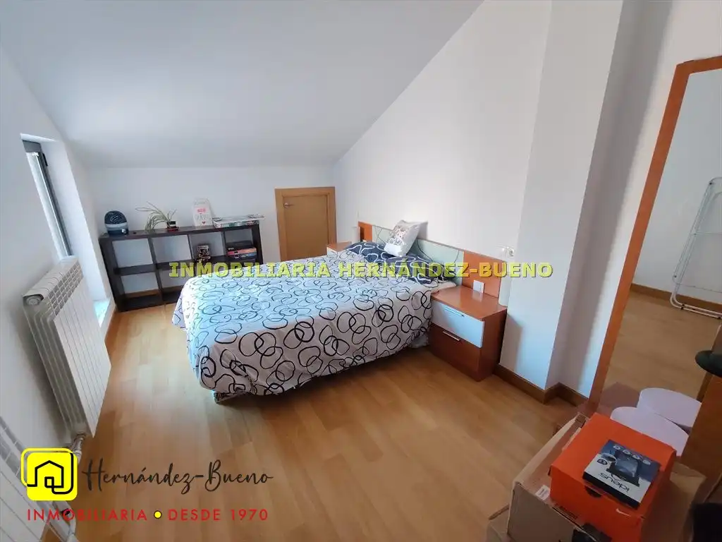 Habitación de Piso en venta en Moriscos con Calefacción y Terraza