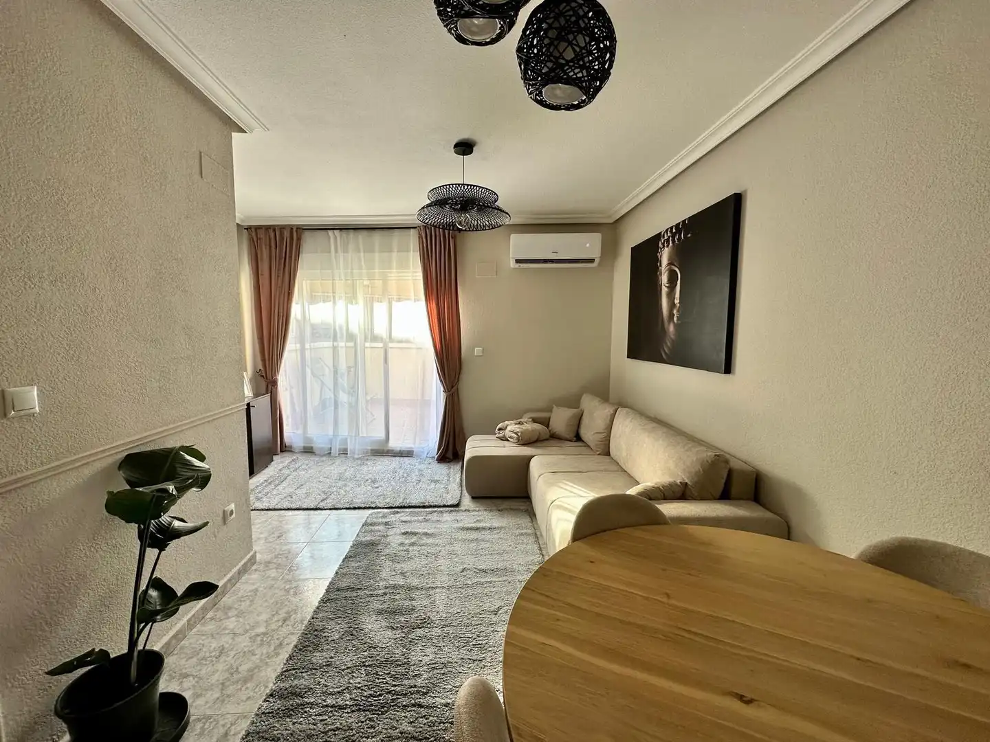 Penthouse with terrace for sale in Calle Almudena, imagen 9