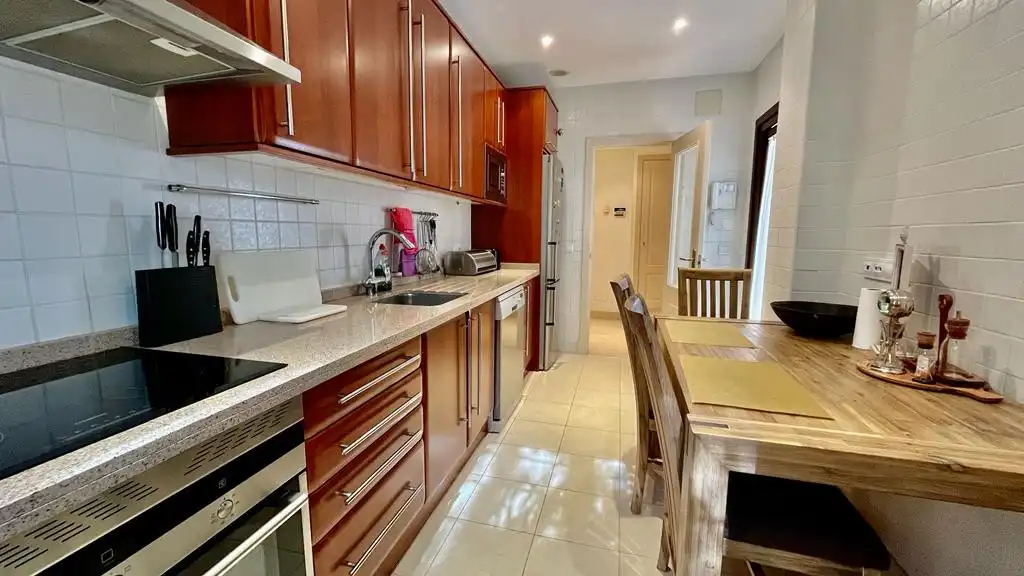 Kitchen of Ground floor for rent in Marbella  with Air Conditioner, Private garden and Terrace