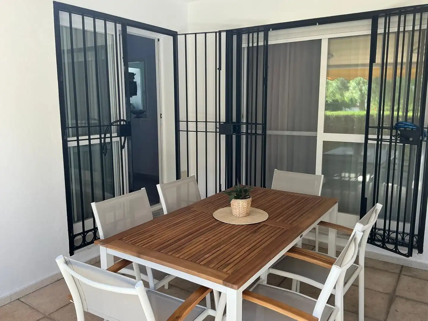 Terrasse von Wohnungen zur Miete in Benalmádena mit Terrasse, Möbliert und Gemeinschaftspool