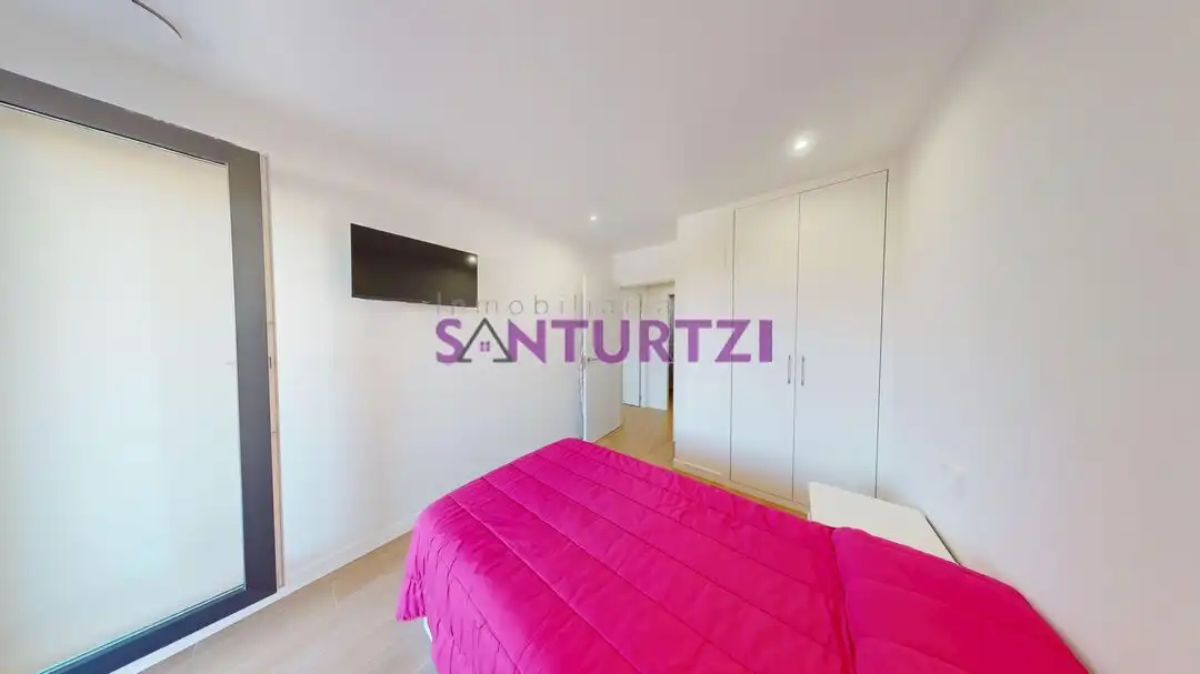 Schlafzimmer von Wohnung zum Verkauf in Santurtzi  mit Heizung, Terrasse und Möbliert
