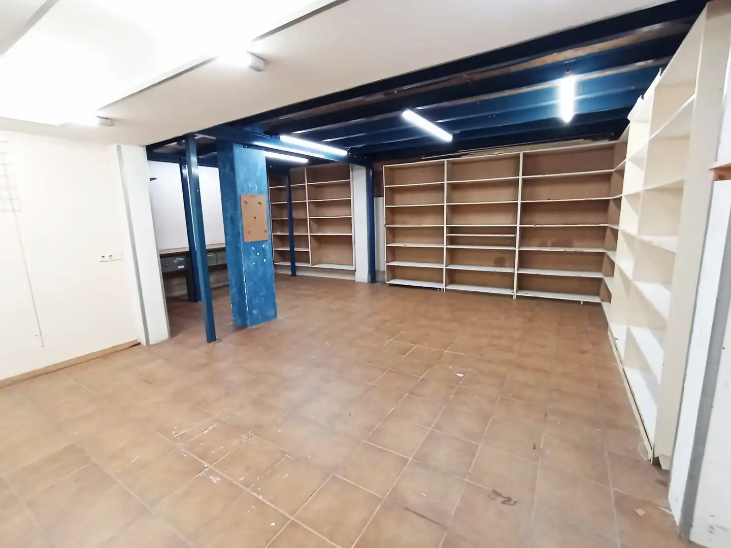 Büro zur Miete in Sud
