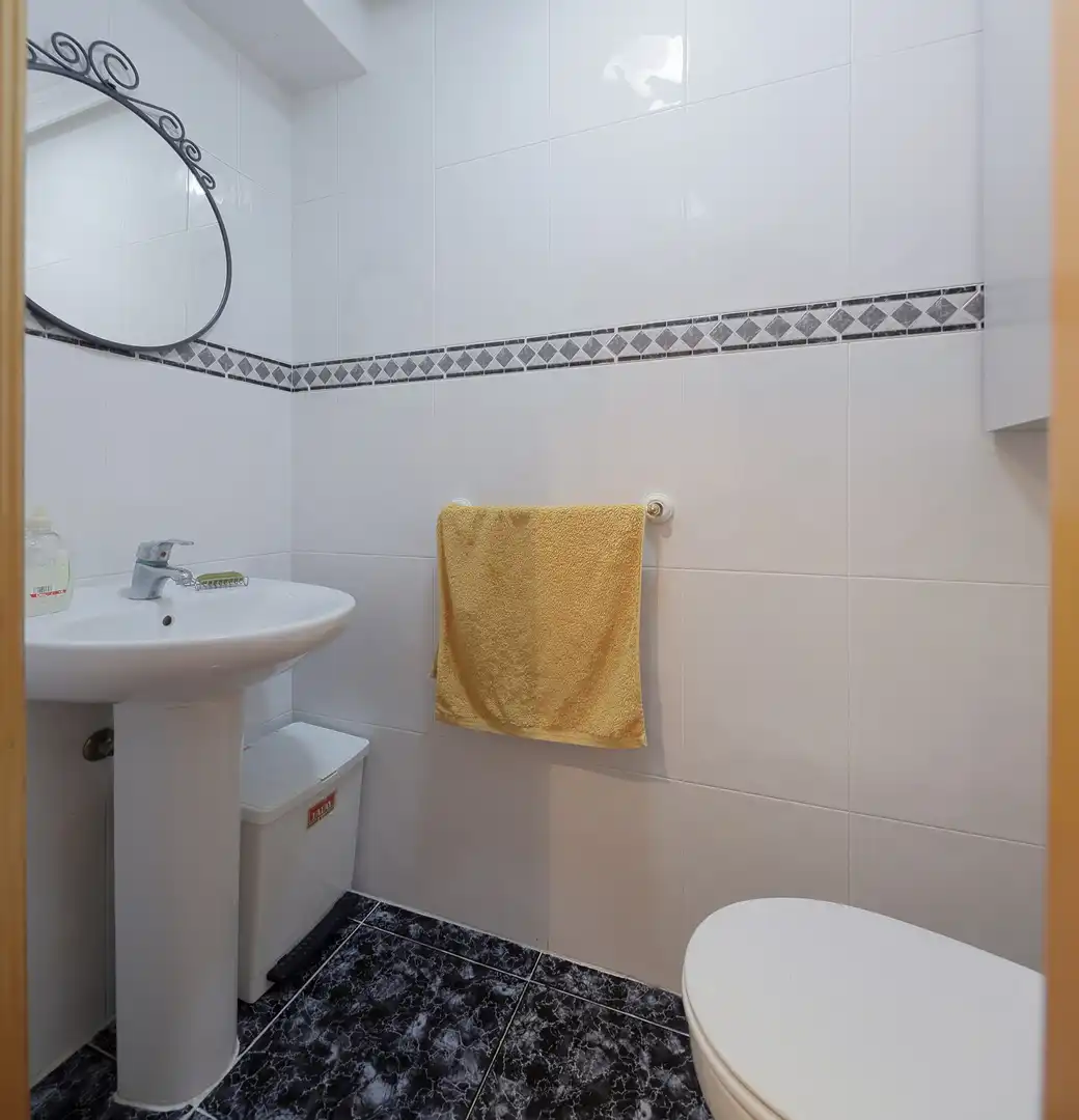 Baño de Piso en venta en Gijón  con Calefacción